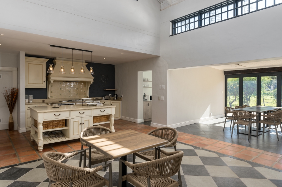 7 Bedroom Property for Sale in Franschhoek Rural Western Cape